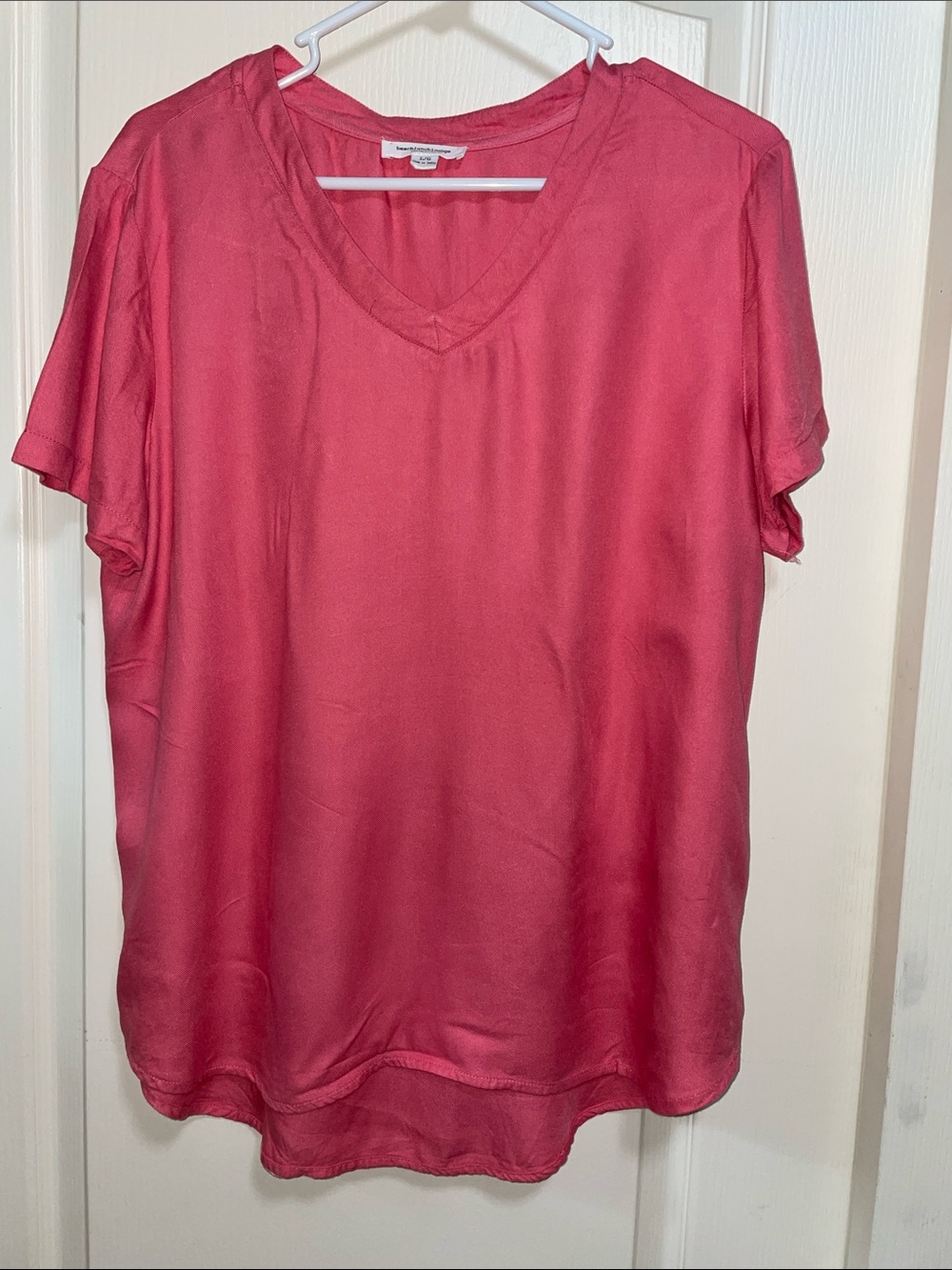 Beachlunchlounge V-Neck Short Sleeve Top - Coral Pink Size L